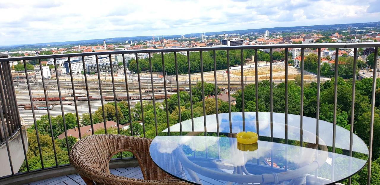 Suite-Xxi City View Hotelturm Аугсбург Екстер'єр фото
